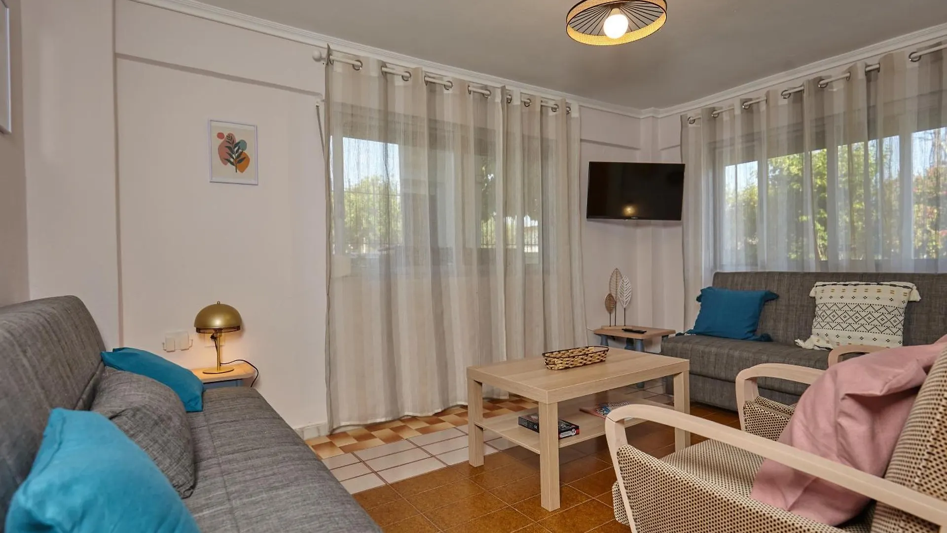 Solis House Vergia